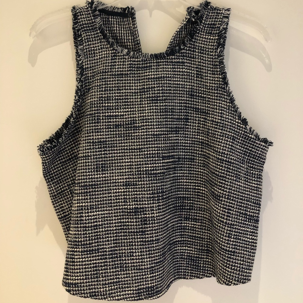 Cropped knitted navy top